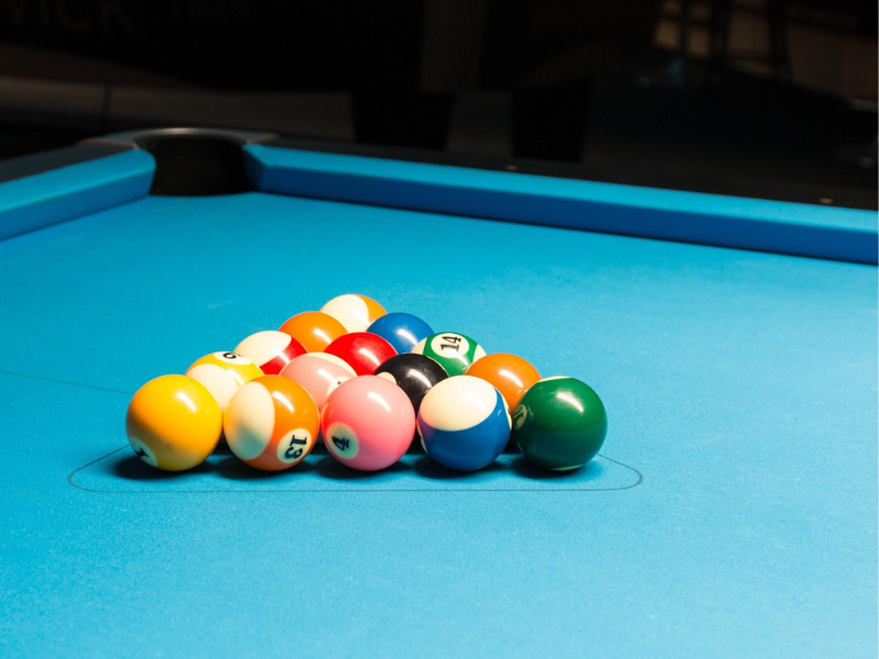 An American pool ball rack without the triangle